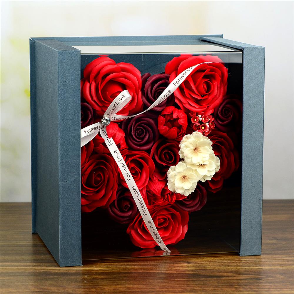 Scented Red Flowers Heart Bouquet Box, Gifts on Valentines Day