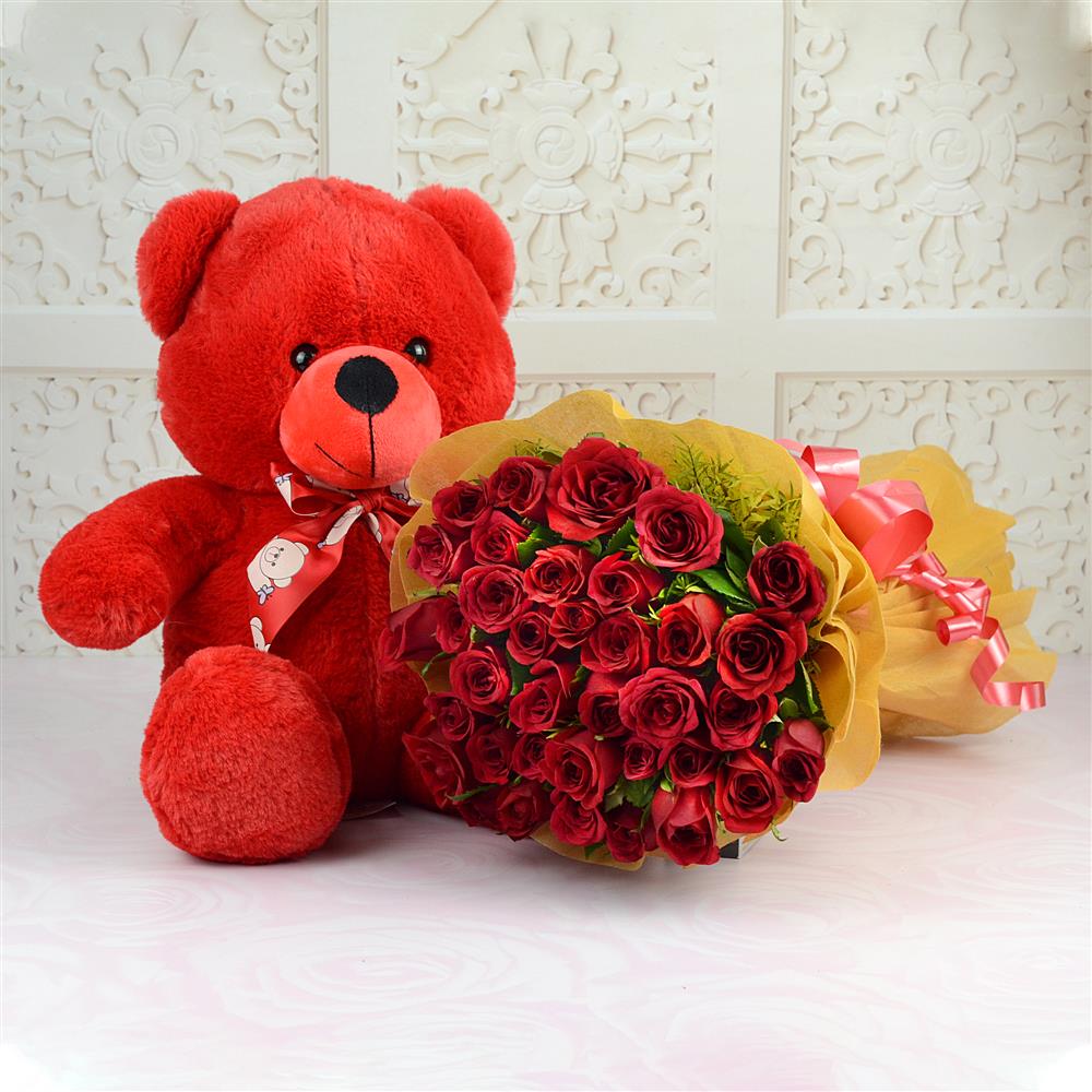 teddy and roses