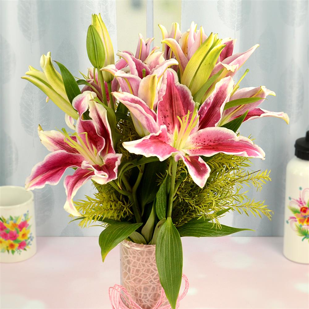 Charming Lilies, Exotic Arrangements of Flowers on